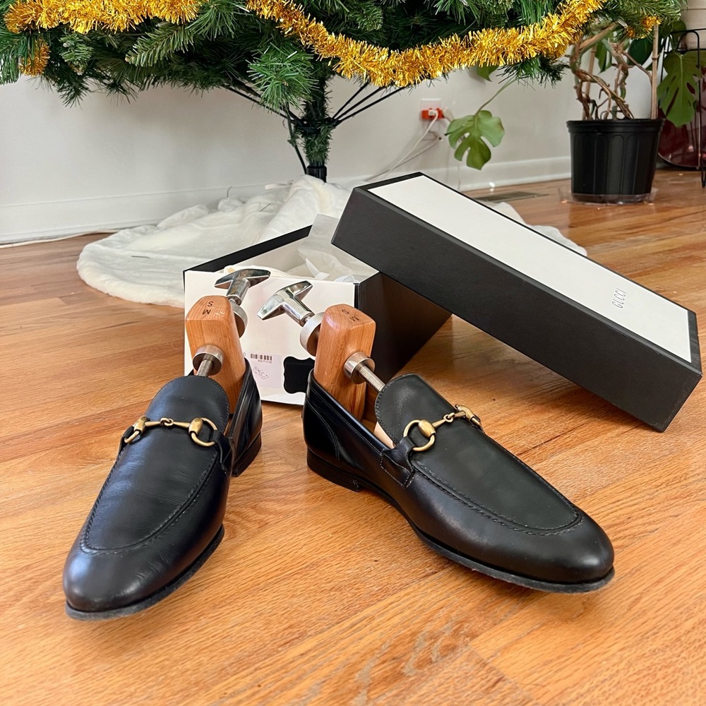 Gucci Jordaan Leather Loafers (Men’s)